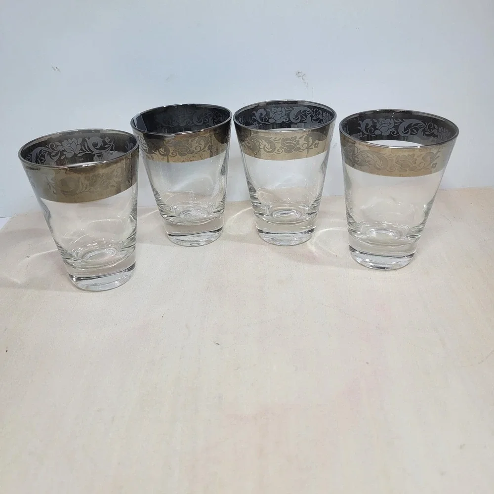 Set of 4 Clear Glass Tumblers with Silver Floral‎ Overlay Rim